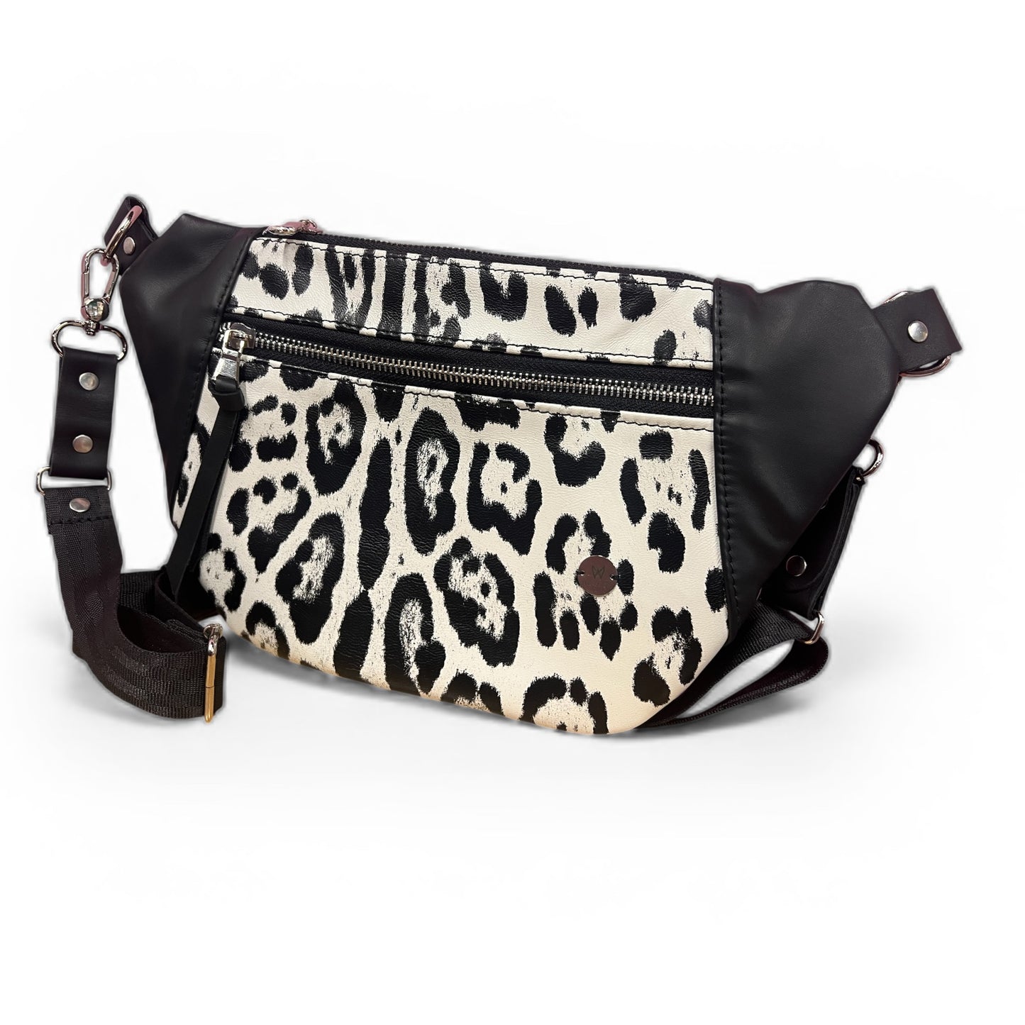 Màla Sleek | Genuine Cowhide Leather Bag in Black & White Cow Print
